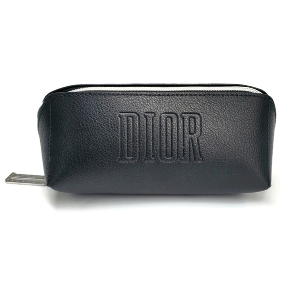 Dior Handbags - Dior Beaute Black Zip Close Silver Diamond Cut D Zip Pull Toiletry Travel Bag